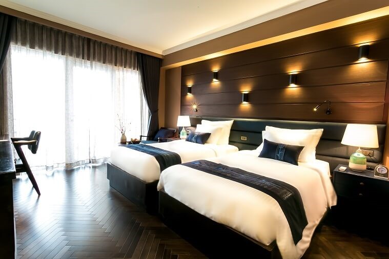 Premier Deluxe Twin Balcony 